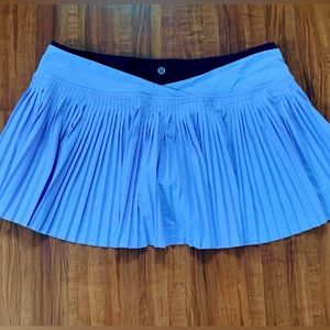 Lululemon athletic pleated skirt